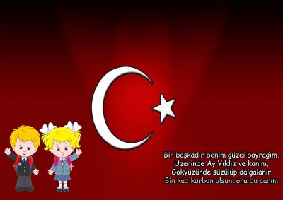 Model 28, Türk bayraklı ve çocuklu kapı süslemesi